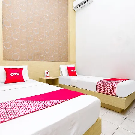 OYO 2436 Hotel Kencana Tegal  Bagian luar foto