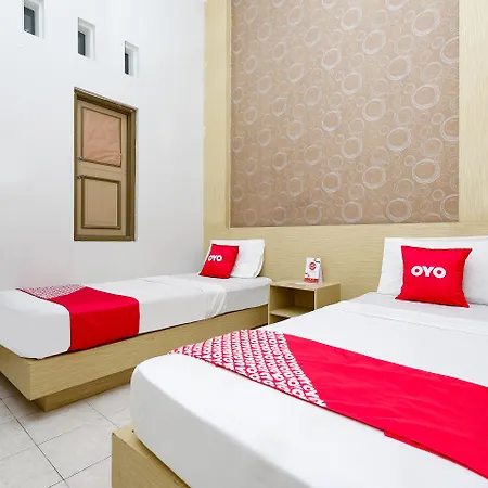 OYO 2436 Hotel Kencana Tegal  Bagian luar foto