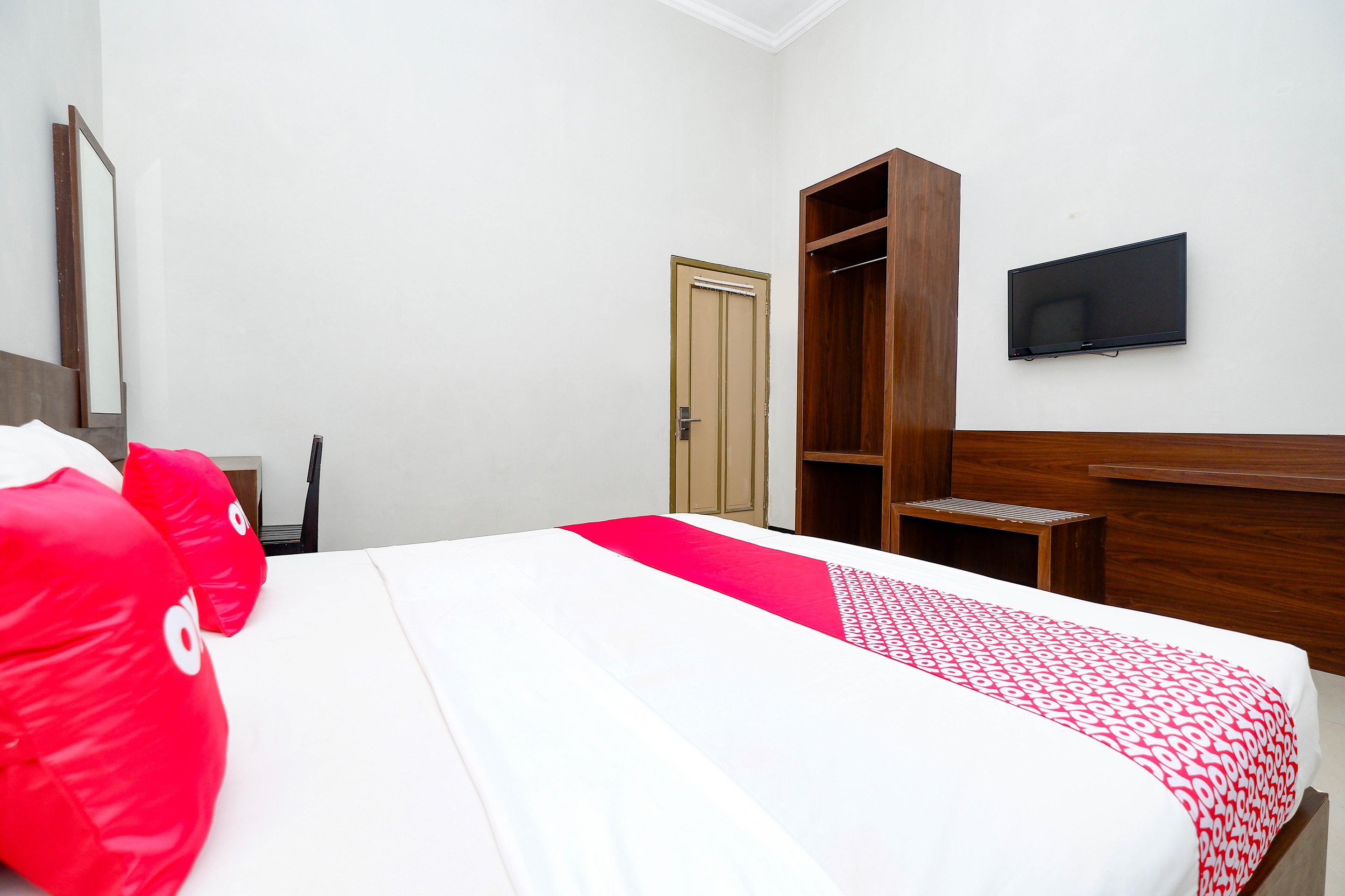 Hotel Super Oyo 2436 Kencana